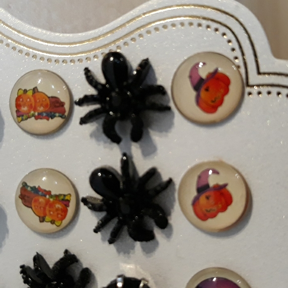 Halloween Earrings - Picture 3 of 4